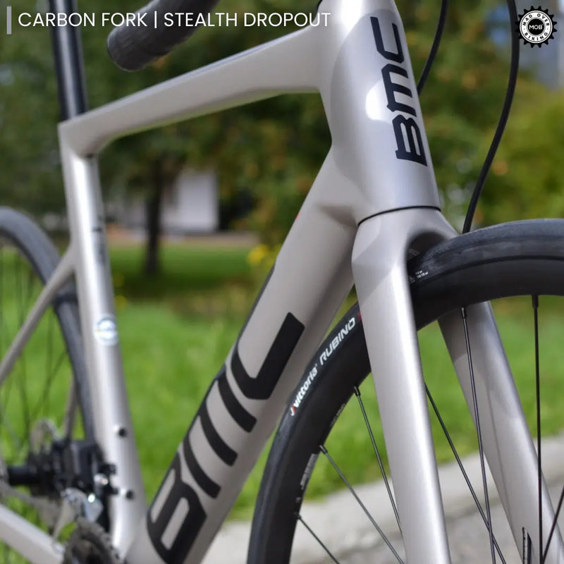 Load image into Gallery viewer, Teammachine SLR FIVE - Shimano 105 Di2 12 Speed - MADOVERBIKINGĀ -Ā BMC