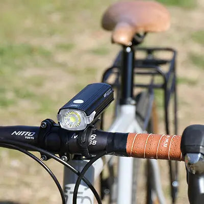 Load image into Gallery viewer, Bicycle Front Light - AMPP2200 - MADOVERBIKING -  CATEYE
