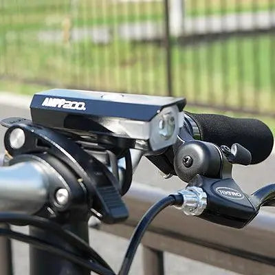 Cateye Front Light Ampp 200 Lumen (HL-EL042)
