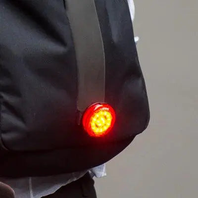 Load image into Gallery viewer, Cateye Safety Light Sync Wearable (Sl-Nw100)