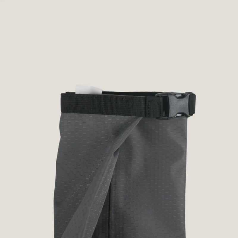 Load image into Gallery viewer, Fork Rack Bag | Waterproof TPU Based Fabric - 4L Capacity ROCKBROS MADOVERBIKING