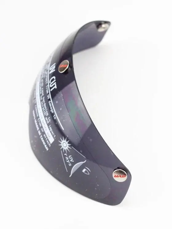 Load image into Gallery viewer, Gvr Solid Adult Road Cycling Helmet (White)