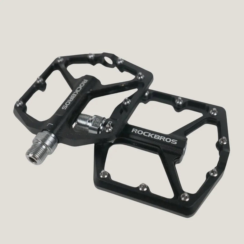 Load image into Gallery viewer, Bicycle Pedals | Flat Pedals - Sealed Bearings, Excellent Grip for Mountain bike/Road bike/BMX ROCKBROS MADOVERBIKING