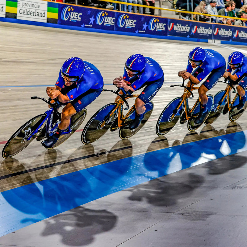 Load image into Gallery viewer, VITTORIA PISTA ORO TUBELESS READY FOLDING TYRE G 2.0 | 23-622 (700X23C) FOR TRACK BIKES - MADOVERBIKING