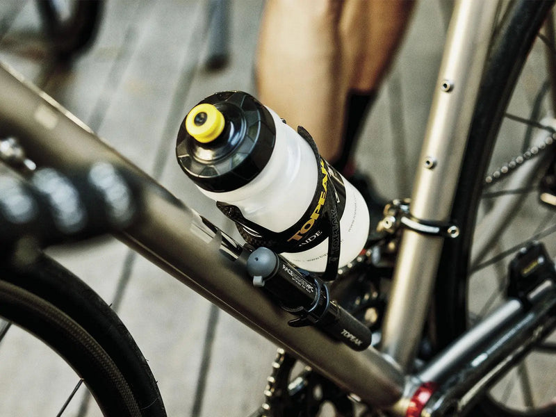 Load image into Gallery viewer, Topeak Shuttle Cage Z 3K Carbon Bottle Cage
