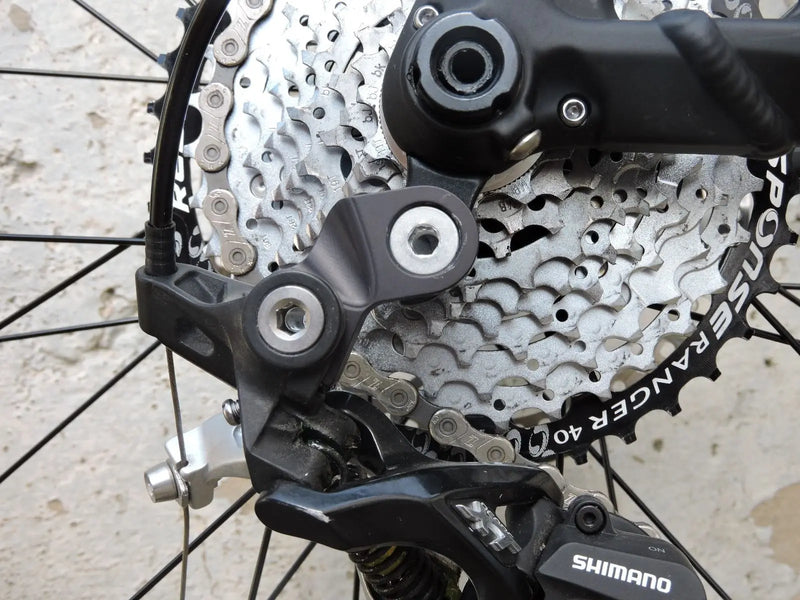 Load image into Gallery viewer, PILO ADAPTER FOR SHIMANO SHADOW DIRECT LINK REAR DERAILLEUR | GH-S10 - MADOVERBIKING