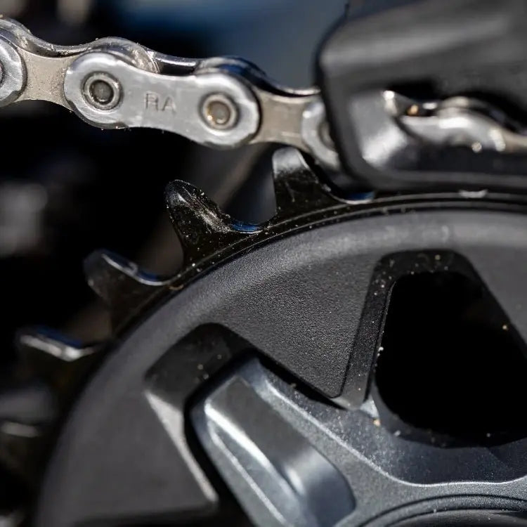 Load image into Gallery viewer, Shimano CN-M7100 SLX 12-Speed MTB Chain SHIMANO MADOVERBIKING