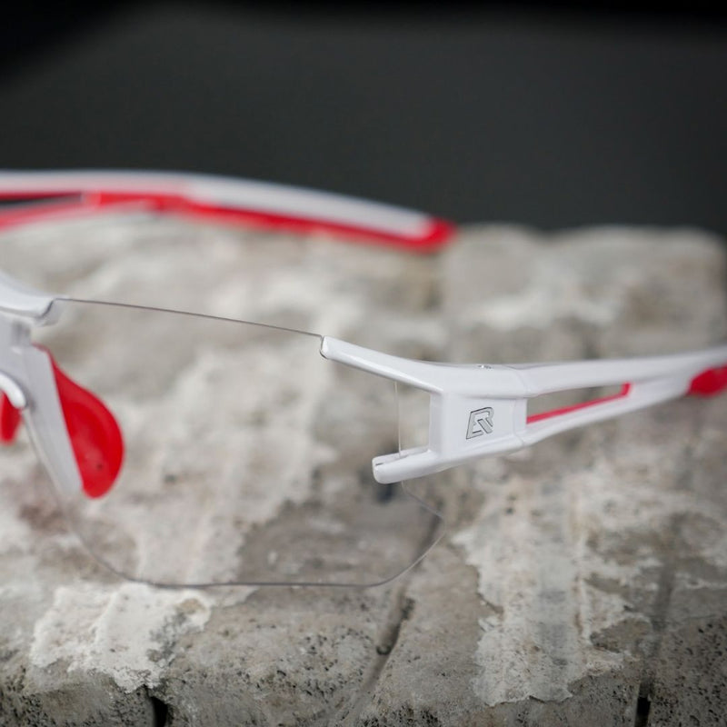 Load image into Gallery viewer, Sunglasses | Photochromic Glasses with UV400 Protection ROCKBROS MADOVERBIKING

