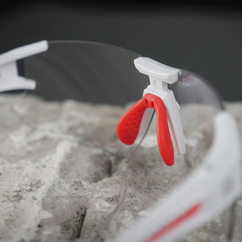 Load image into Gallery viewer, Sunglasses | Photochromic Glasses with UV400 Protection ROCKBROS MADOVERBIKING

