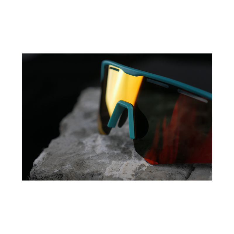 Load image into Gallery viewer, Sunglasses | Polarized Glasses with 4 Interchangeable Lenses &amp; UV400 Protection (Green) ROCKBROS MADOVERBIKING
