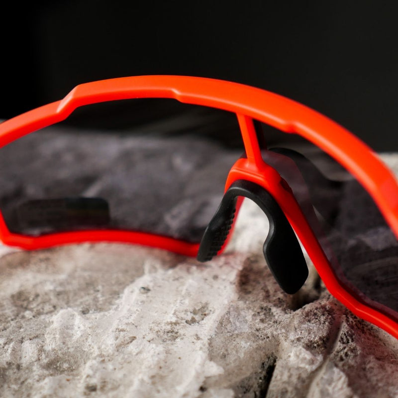 Load image into Gallery viewer, Sunglasses | Polarized Glasses - Myopia Compatible (Black/Red) ROCKBROS MADOVERBIKING
