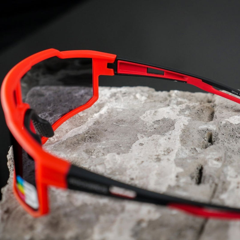 Load image into Gallery viewer, Sunglasses | Polarized Glasses - Myopia Compatible (Black/Red) ROCKBROS MADOVERBIKING
