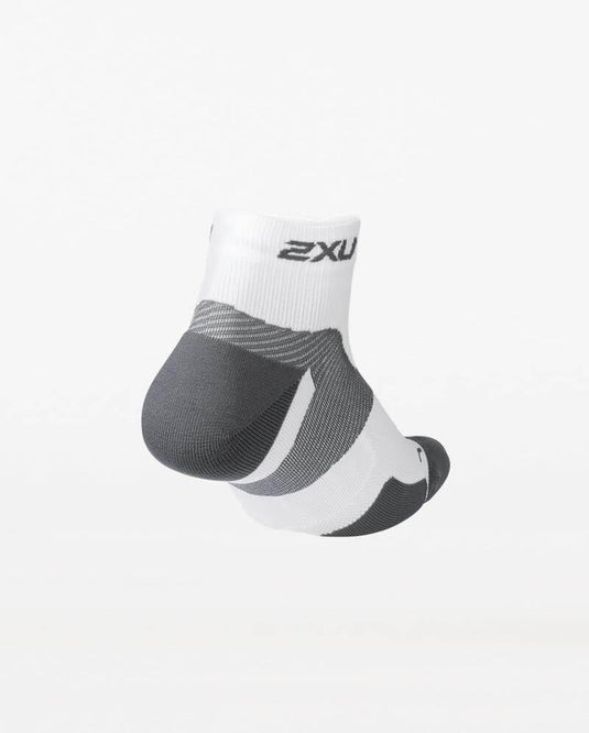 2XU VECTR Cushion Compression Socks - MADOVERBIKING