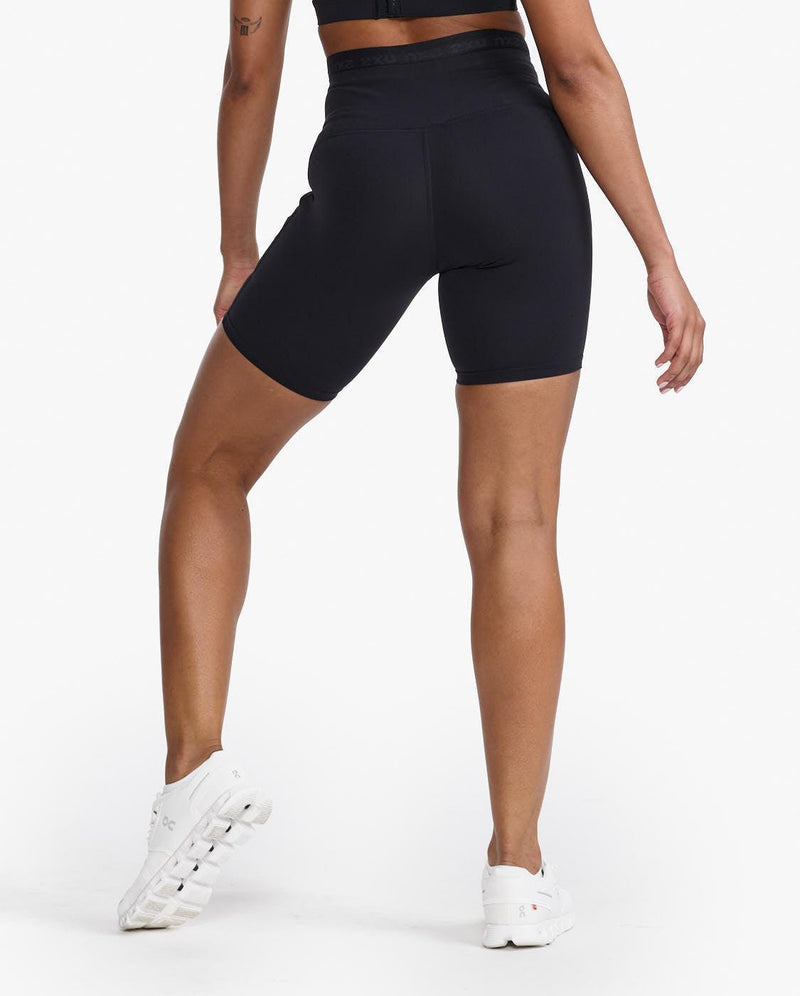 Load image into Gallery viewer, 2XU Women Form Slash Hi-Rise Bike Short-Black/Black
