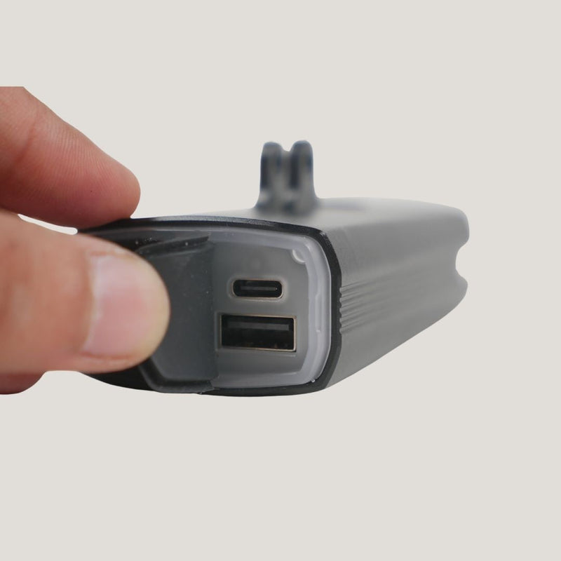 Load image into Gallery viewer, 3000 Lumens Front Light ROCKBROS MADOVERBIKING
