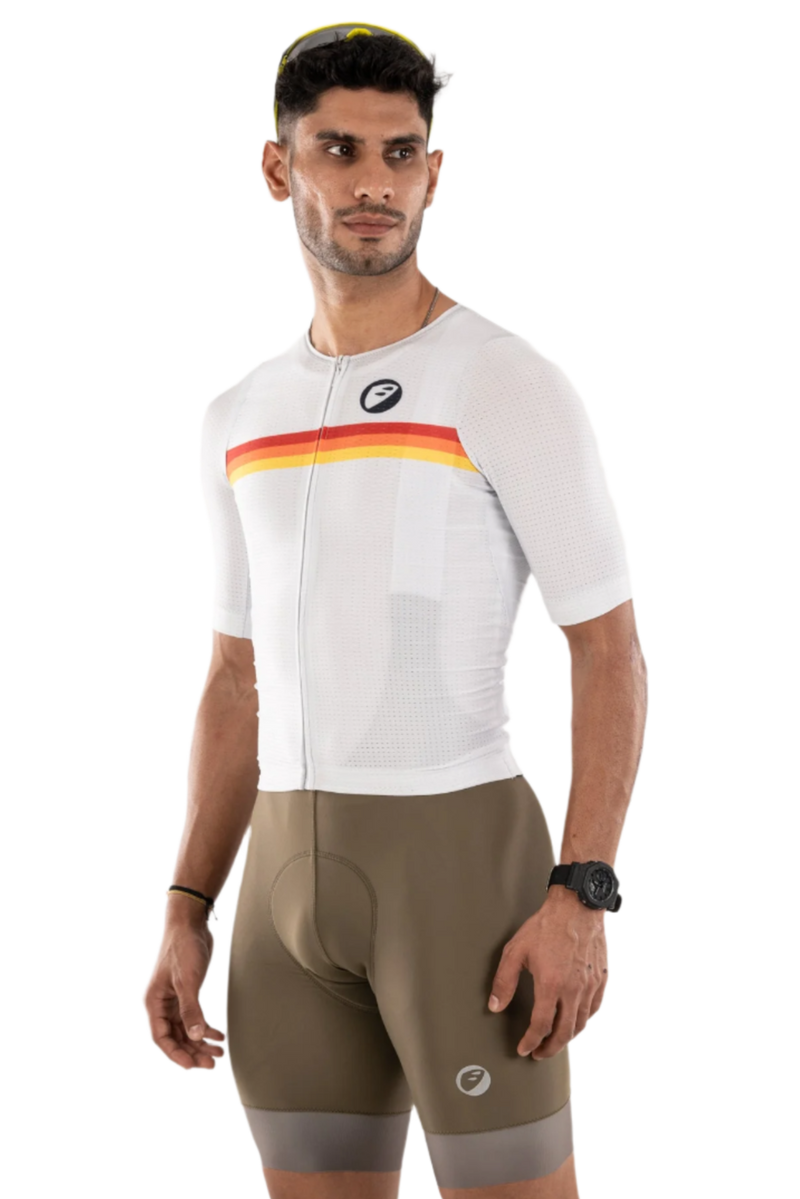 Load image into Gallery viewer, Unisex Cycling | Elite fit Jersey | Crest - MADOVERBIKING -  Apace
