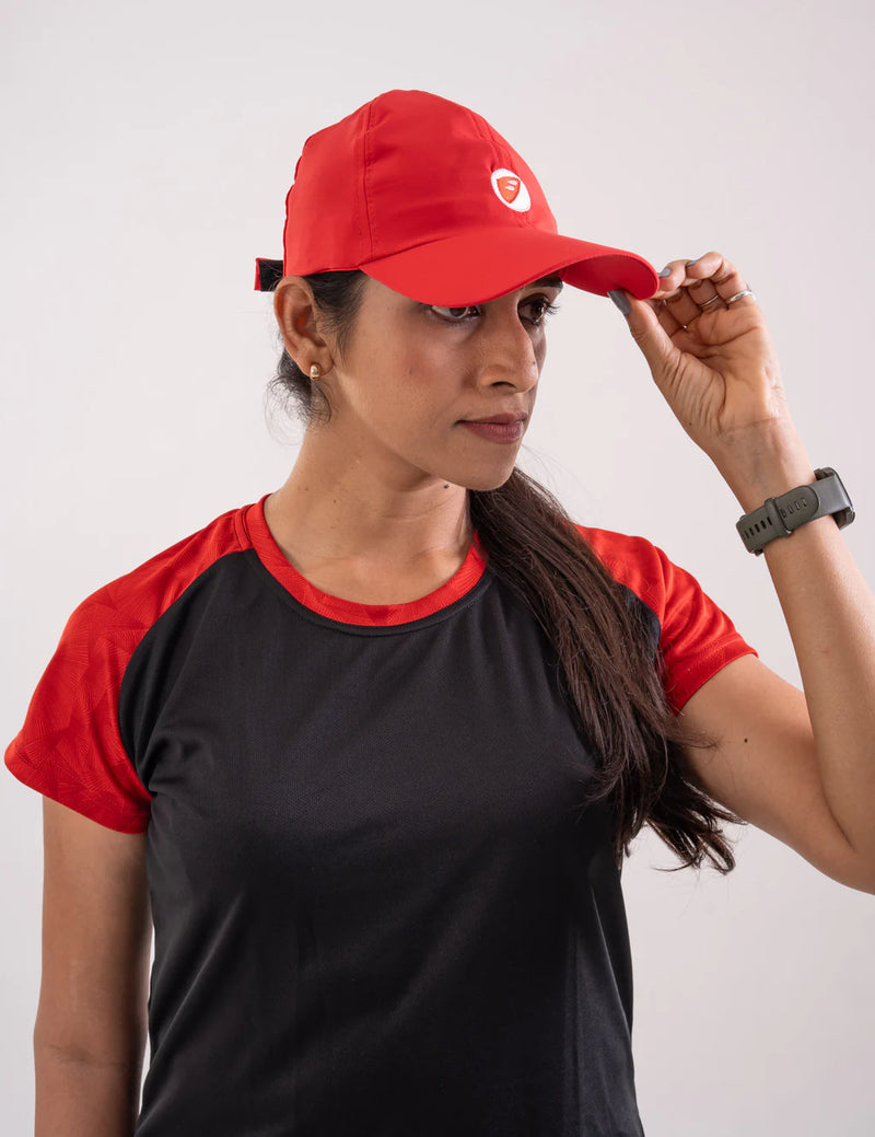 Load image into Gallery viewer, Unisex Running Cap | Streak | Black/Red - MADOVERBIKING -  Apace

