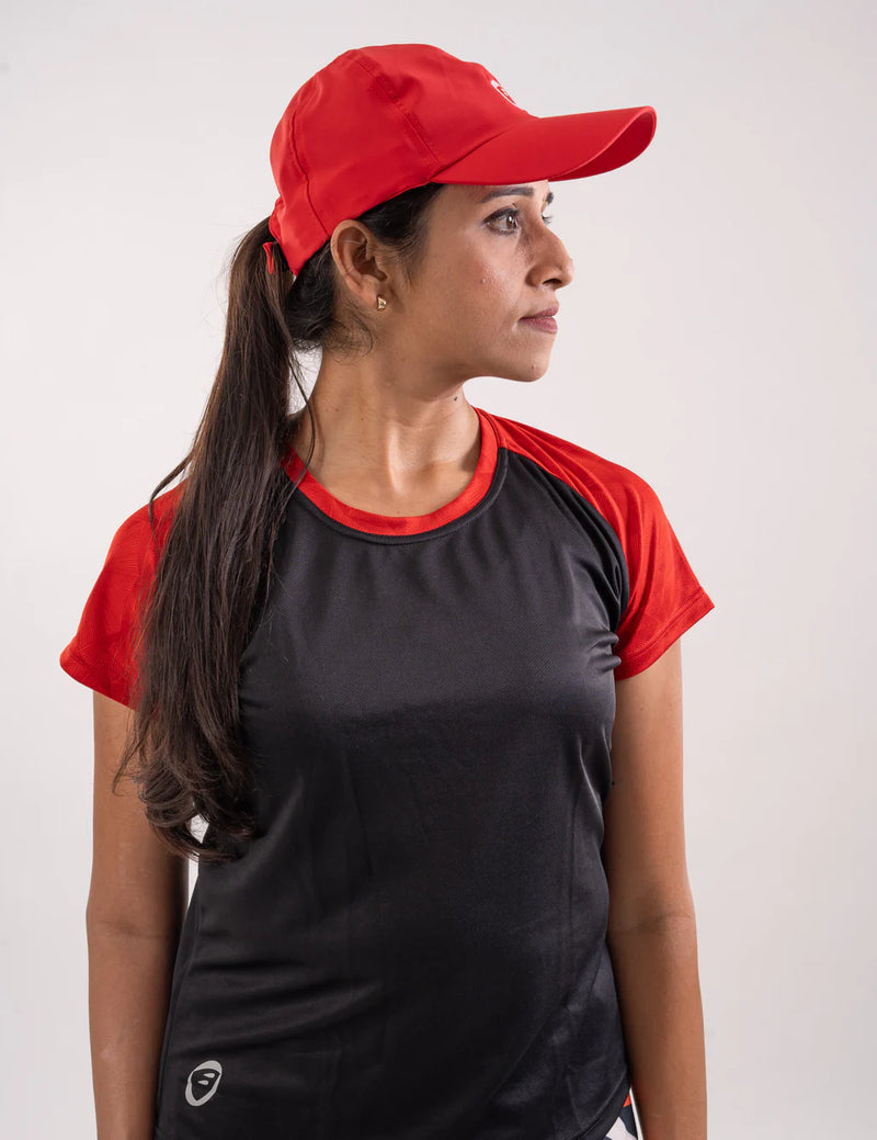 Load image into Gallery viewer, Unisex Running Cap | Streak | Black/Red - MADOVERBIKING -  Apace
