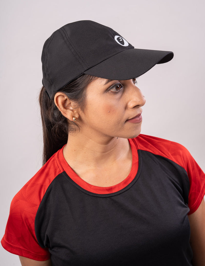 Load image into Gallery viewer, Unisex Running Cap | Streak | Black/Red - MADOVERBIKING -  Apace
