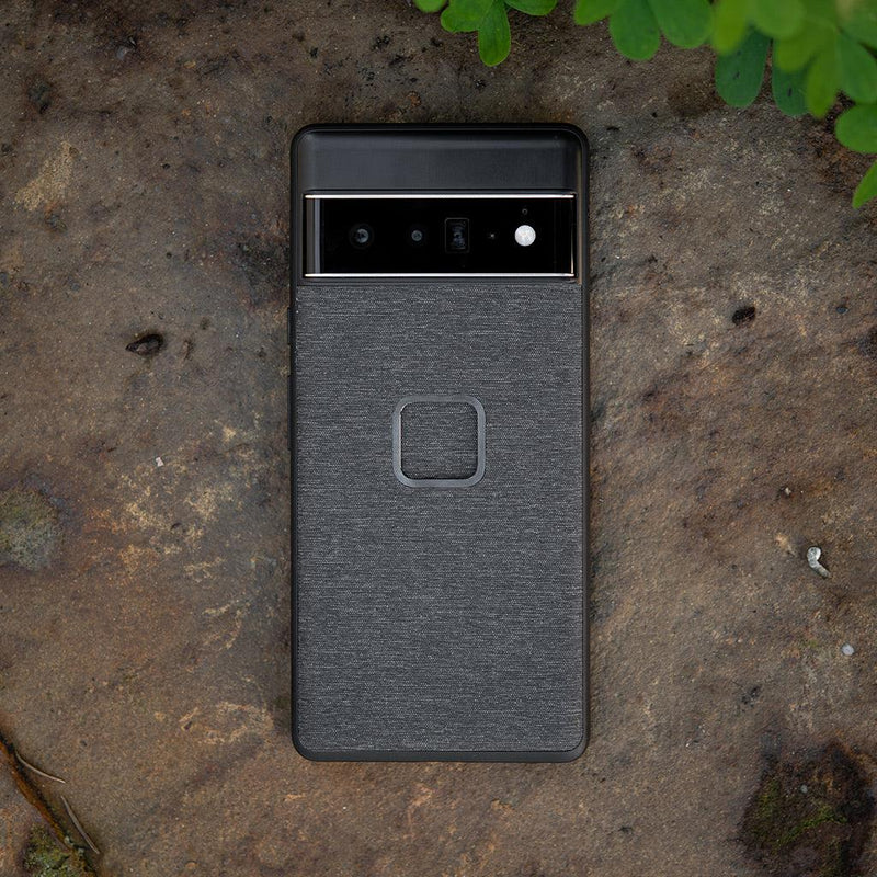 Load image into Gallery viewer, Peak Design Mobile Everyday Fabric Case For Pixel 7 (Charcoal)
