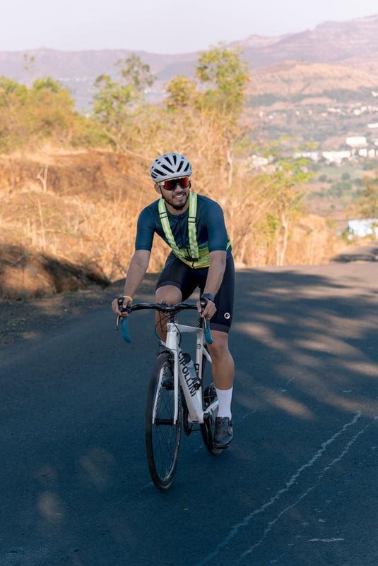 Apace Mens Cycling Jersey | Snug-Fit | Araku - MADOVERBIKING