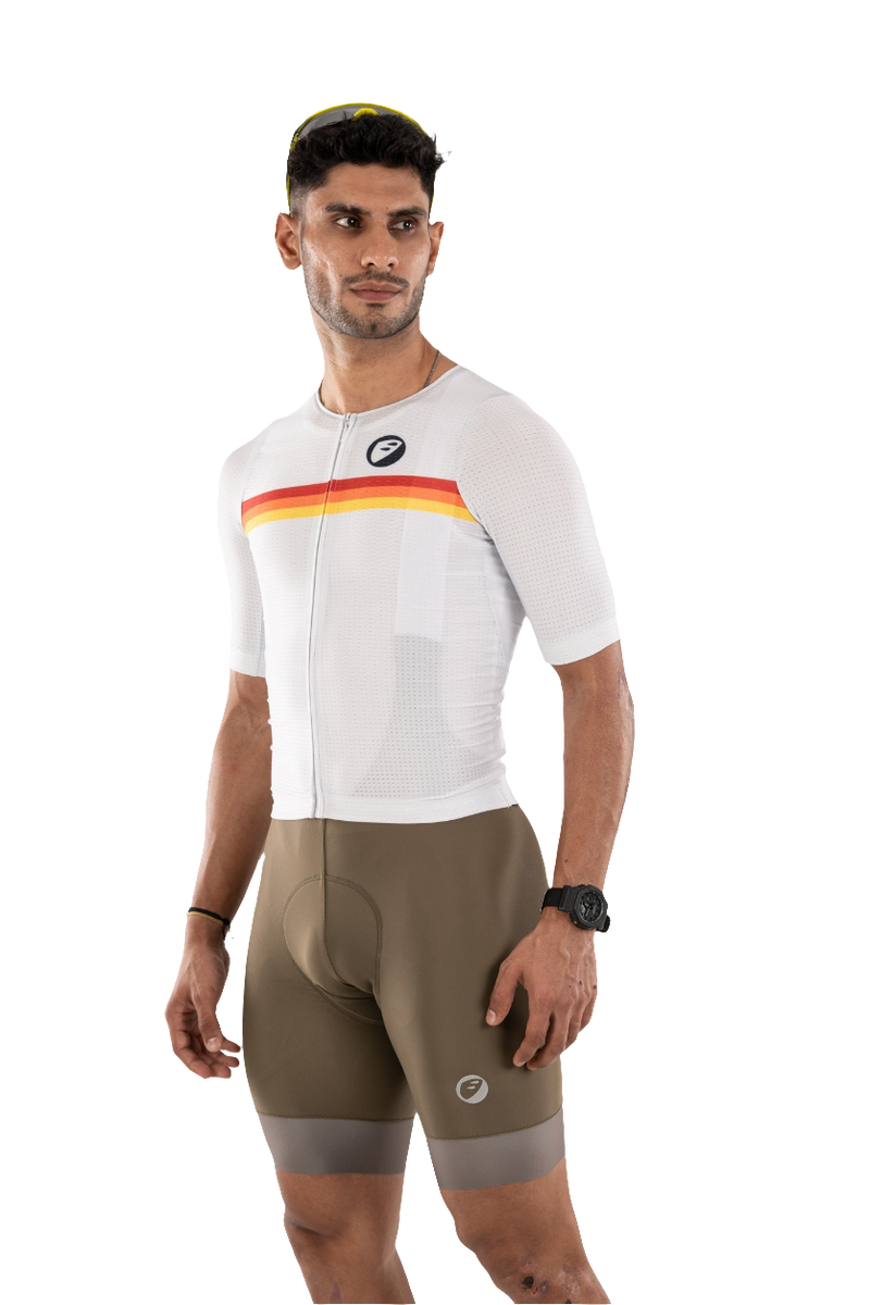 Load image into Gallery viewer, Unisex Cycling | Elite fit Jersey | Crest - MADOVERBIKING -  Apace
