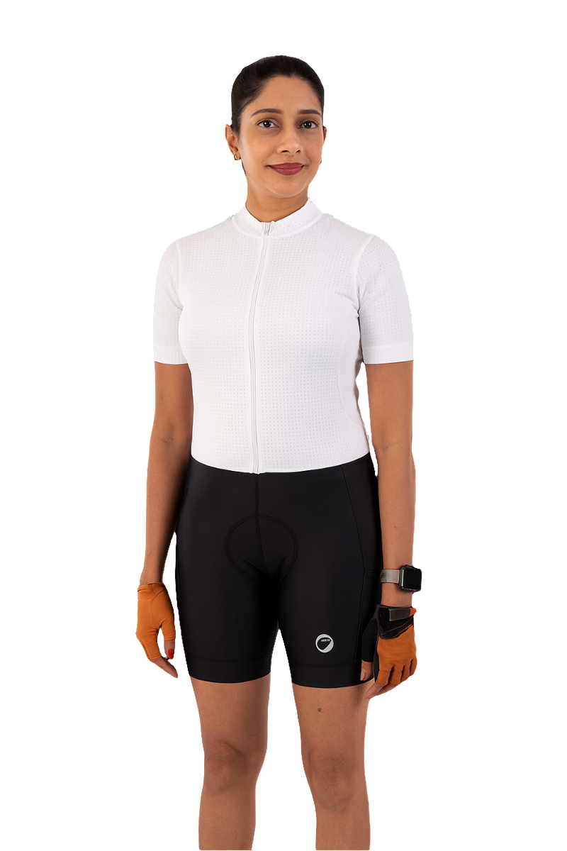 Load image into Gallery viewer, Women Cycling | Endurance Bibless shorts | Evolve | Prima - MADOVERBIKING -  Apace
