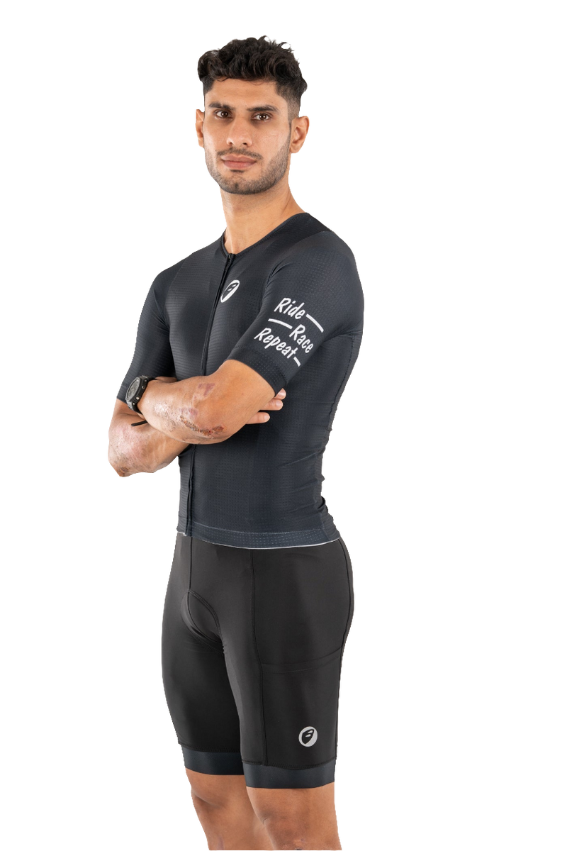 Load image into Gallery viewer, Unisex Cycling | Race fit Jersey | Stealth - MADOVERBIKING -  Apace
