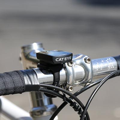 Load image into Gallery viewer, Cateye Cyclocomputer Strada Cadence Cc-Rd 200 (Wired) - MADOVERBIKING
