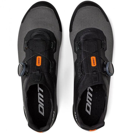 DMT KM4 MTB Cycling Shoes (Black/Black) - MADOVERBIKING
