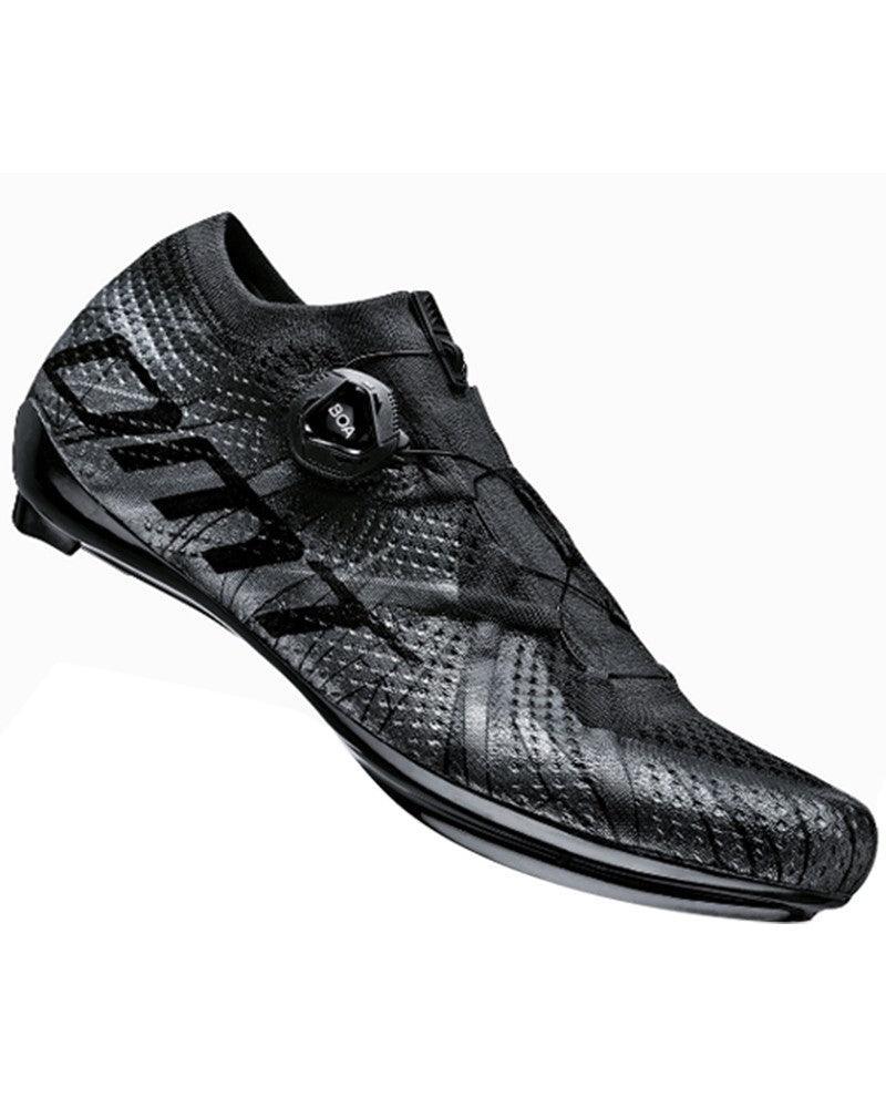 Load image into Gallery viewer, DMT Mens Road Cycling Shoes KR1 (Black/Black Reflective) - MADOVERBIKING
