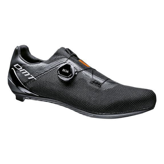 Load image into Gallery viewer, DMT Mens Road Cycling Shoes KR4 (Black/Black) - MADOVERBIKING
