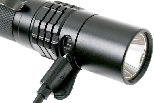 Fenix UC35 Rechargeable Torch - MADOVERBIKING