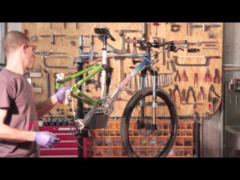 Load and play video in Gallery viewer, PILO DERAILLEUR HANGER FOR MERIDA CARBON | GH-D242
