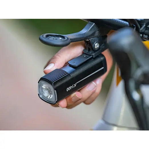 RAVEMEN FRONT LIGHT | K1400 - 1400 LUMENS, UPTO 23 HR BATTERY