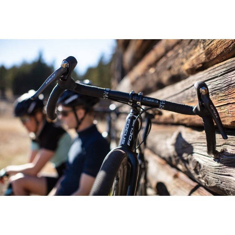 Load image into Gallery viewer, Shimano GRX ST/BR-RX810 Hydraulic Disc Brake Caliper 11-speed SHIMANO MADOVERBIKING
